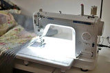 Bande lumineuse machine a coudre couture et mercerie